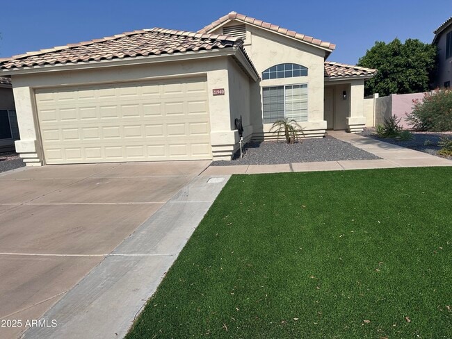property at 21940 N 69th Dr