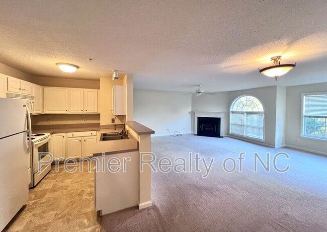 property at 324 Ivy Glen Ct