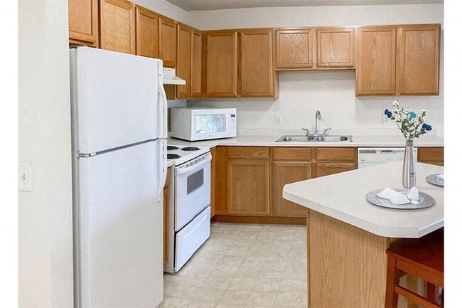 STERLING HEIGHTS in St. Cloud, MN - Building Photo - Building Photo