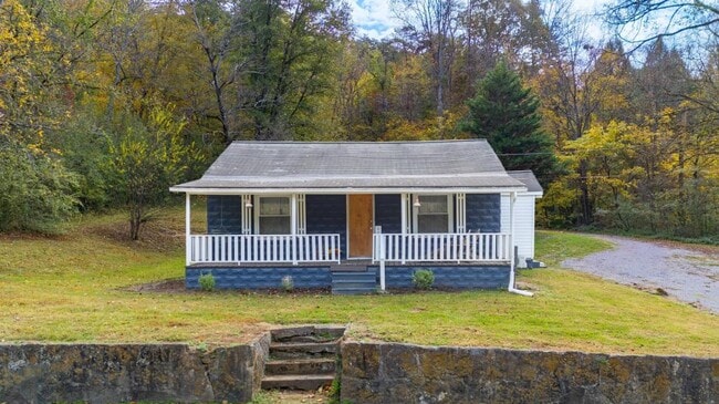 property at 614 E Brushy Valley Dr