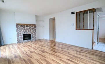 791 Barnaby Pl in Wheeling, IL - Building Photo - Building Photo