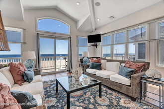 221 Beach Front in Manasquan, NJ - Building Photo - Building Photo