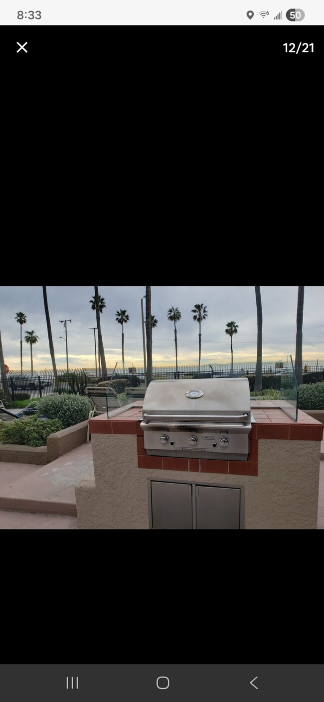 1200 Pacific Coast Hwy, Unit 125 in Huntington Beach, CA - Building Photo - Building Photo