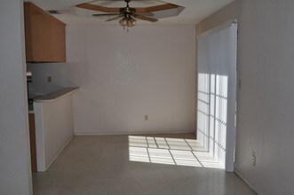 K-Z Apartments in McAllen, TX - Building Photo - Building Photo