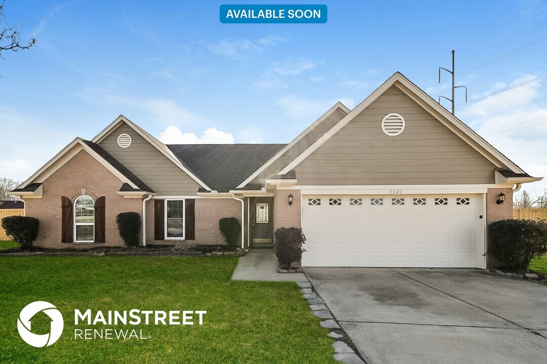 9040 Triple Crown Loop W in Southaven, MS - Building Photo