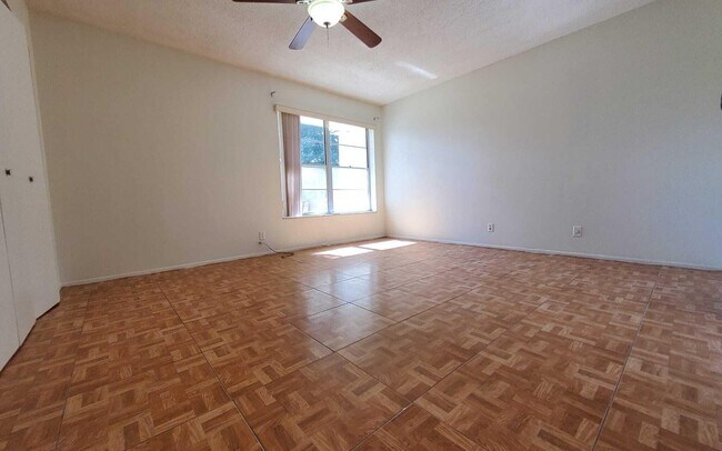 12003 Poinciana Blvd in Royal Palm Beach, FL - Building Photo - Building Photo