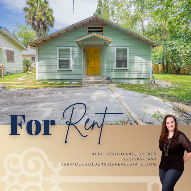 property at 223 SE 9 St