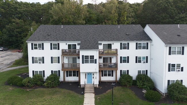property at 36 B Gibbs St