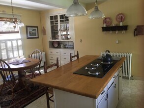 84 Court St in Augusta, ME - Building Photo - Building Photo