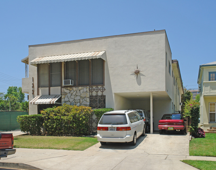 133 S Swall Dr in Los Angeles, CA - Building Photo