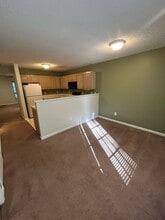 6 Crystal Oaks Ct in Durham, NC - Building Photo - Building Photo