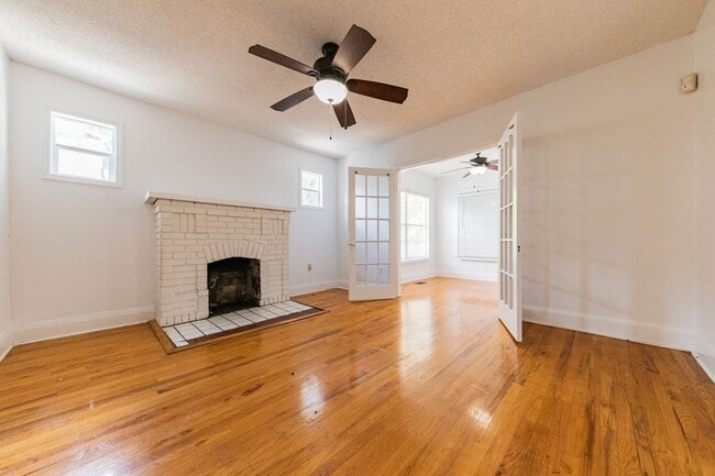 3002 W Sitios St in Tampa, FL - Building Photo - Building Photo