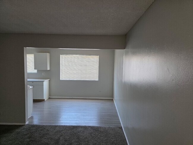 3221 Arlene Way in Las Vegas, NV - Building Photo - Building Photo