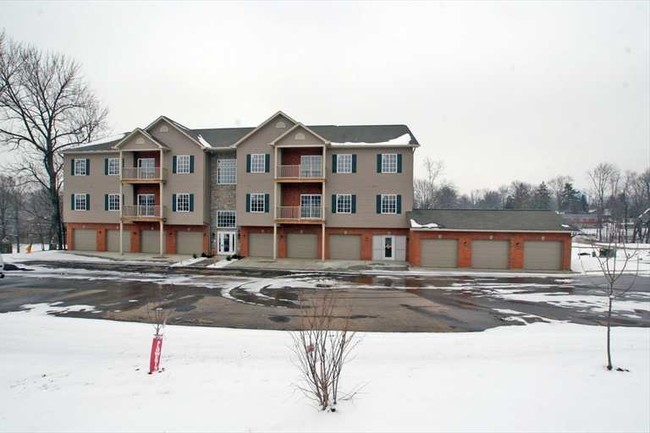 7453-7497 Eagle Creek Ct in Florence, KY - Building Photo - Building Photo