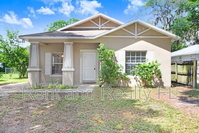 property at 2000 E Ellicott St