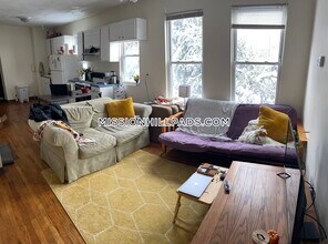 840 Huntington Ave, Unit 2 in Boston, MA - Building Photo - Building Photo