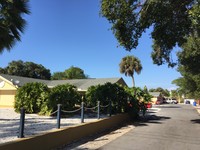 Cookie Cove Apartments in Venice, FL - Foto de edificio - Building Photo