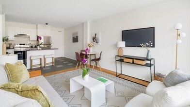 7 Concord Ave, Unit 704 in Cambridge, MA - Building Photo - Building Photo