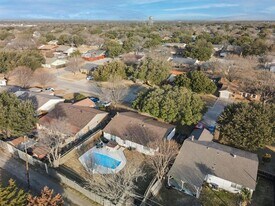 5112 Arbor Glen Rd in The Colony, TX - Building Photo