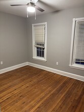 350 Dupont Street, Unit Apt in Philadelphia, PA - Building Photo - Building Photo