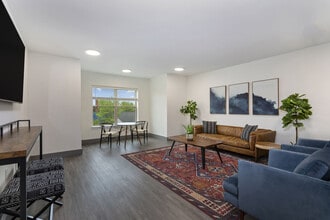 The Concord Northside in Richmond, VA - Foto de edificio - Building Photo