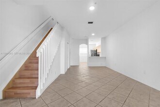 5670 NW 116th Ave in Doral, FL - Building Photo - Building Photo