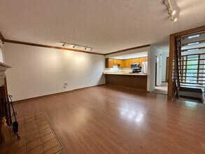 996 Neil Ave in Columbus, OH - Building Photo - Building Photo