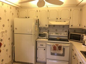99 Saxony C in Delray Beach, FL - Building Photo - Building Photo
