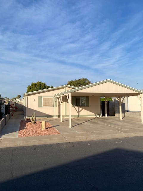 11275 N 99th Ave in Peoria, AZ - Building Photo