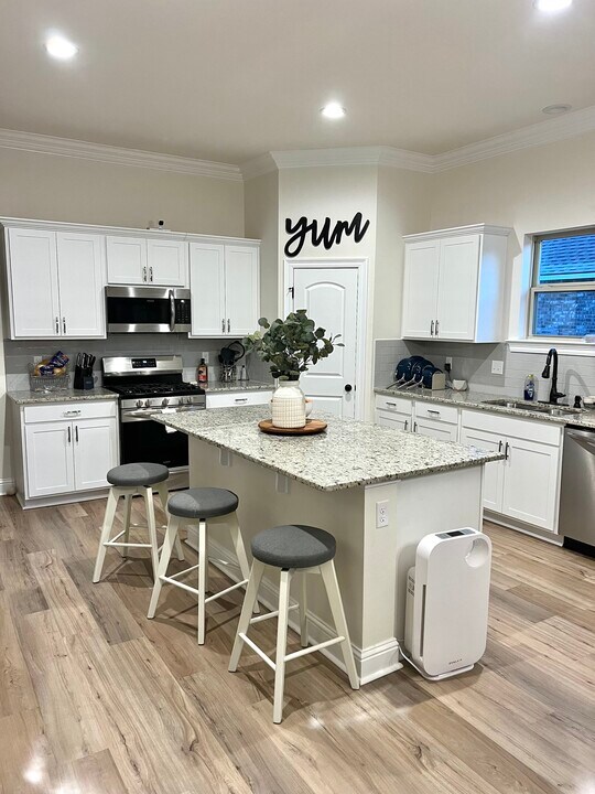 39574 Fly Crk Rd in Ponchatoula, LA - Building Photo