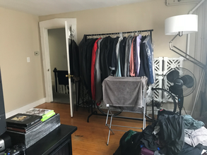335 Dorchester St, Unit 1 in Boston, MA - Building Photo - Building Photo