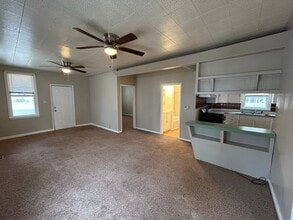 2041 Cedar St in Quincy, IL - Building Photo - Building Photo