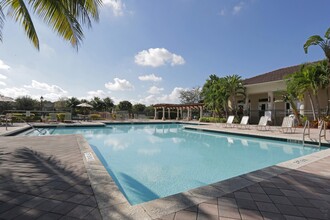 Aventine at Miramar Apartments in Miramar, FL - Foto de edificio - Building Photo