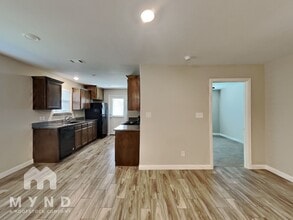 706 Rolling Terrace Cir in Granbury, TX - Foto de edificio - Building Photo