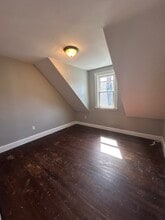 205 Tinkham St in New Bedford, MA - Building Photo - Building Photo