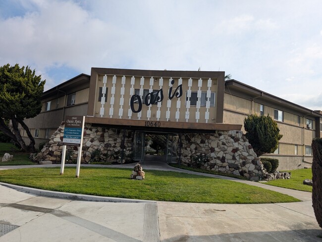 Oasis Apartments