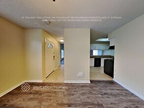 11911 N Youngwood Ln in Houston, TX - Building Photo - Building Photo