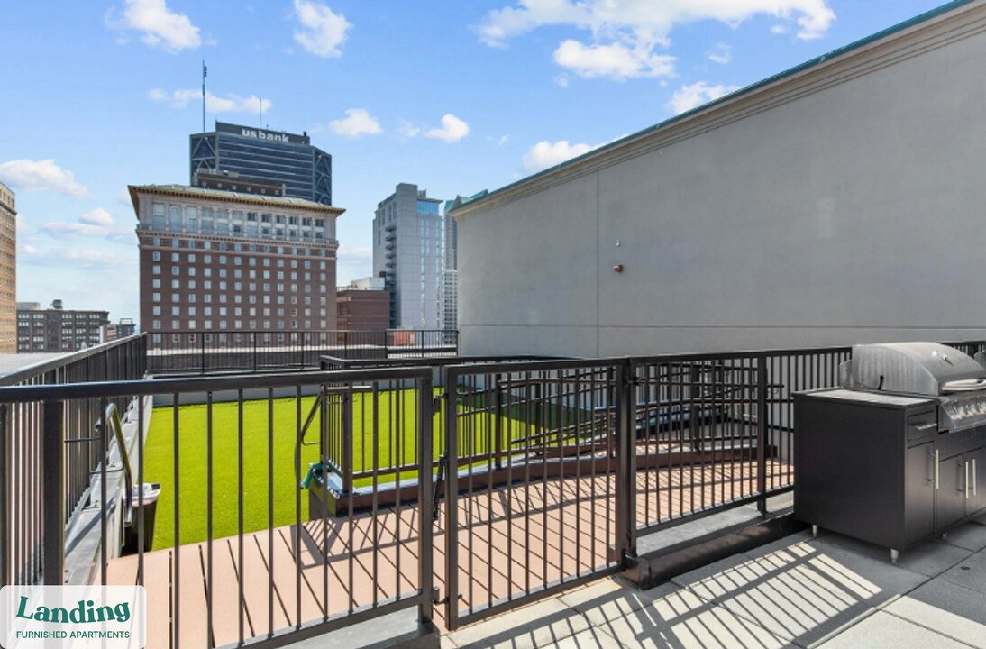 1000 Washington Ave in St. Louis, MO - Building Photo