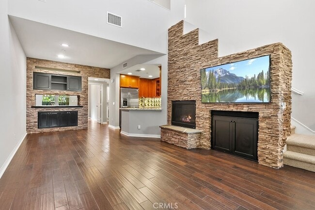 84 Meridian Dr in Aliso Viejo, CA - Foto de edificio - Building Photo