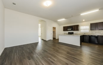 1722 Jasmine Dr in Lancaster, TX - Building Photo - Building Photo