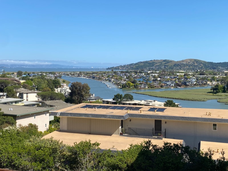 499 Vía Casitas in Larkspur, CA - Building Photo