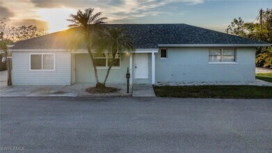 3936 Northside Cir in North Fort Myers, FL - Building Photo - Building Photo