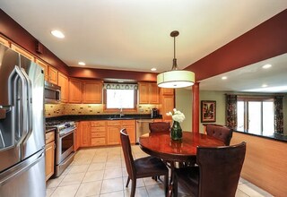 1145 Dawes St in Libertyville, IL - Building Photo - Building Photo