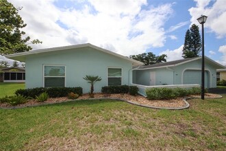 12014 Bayonet Ln in New Port Richey, FL - Building Photo - Building Photo