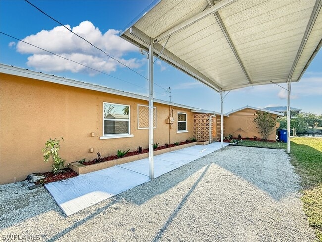 2115 St Croix Ave in Ft. Myers, FL - Building Photo - Building Photo