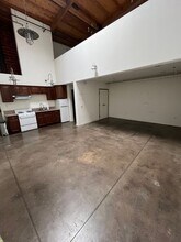 1734 N Main St in Los Angeles, CA - Building Photo - Building Photo