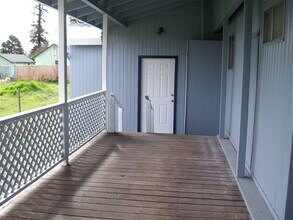 5934 Cohn Ave in Olivehurst, CA - Building Photo - Building Photo