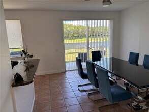 4361 Dogwood Cir in Weston, FL - Building Photo - Building Photo