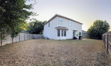 541 Zebra Dr, Unit 01-0462 in Kyle, TX - Building Photo - Building Photo