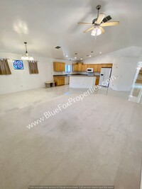 10477 E Rose Hill St in Tucson, AZ - Building Photo - Building Photo